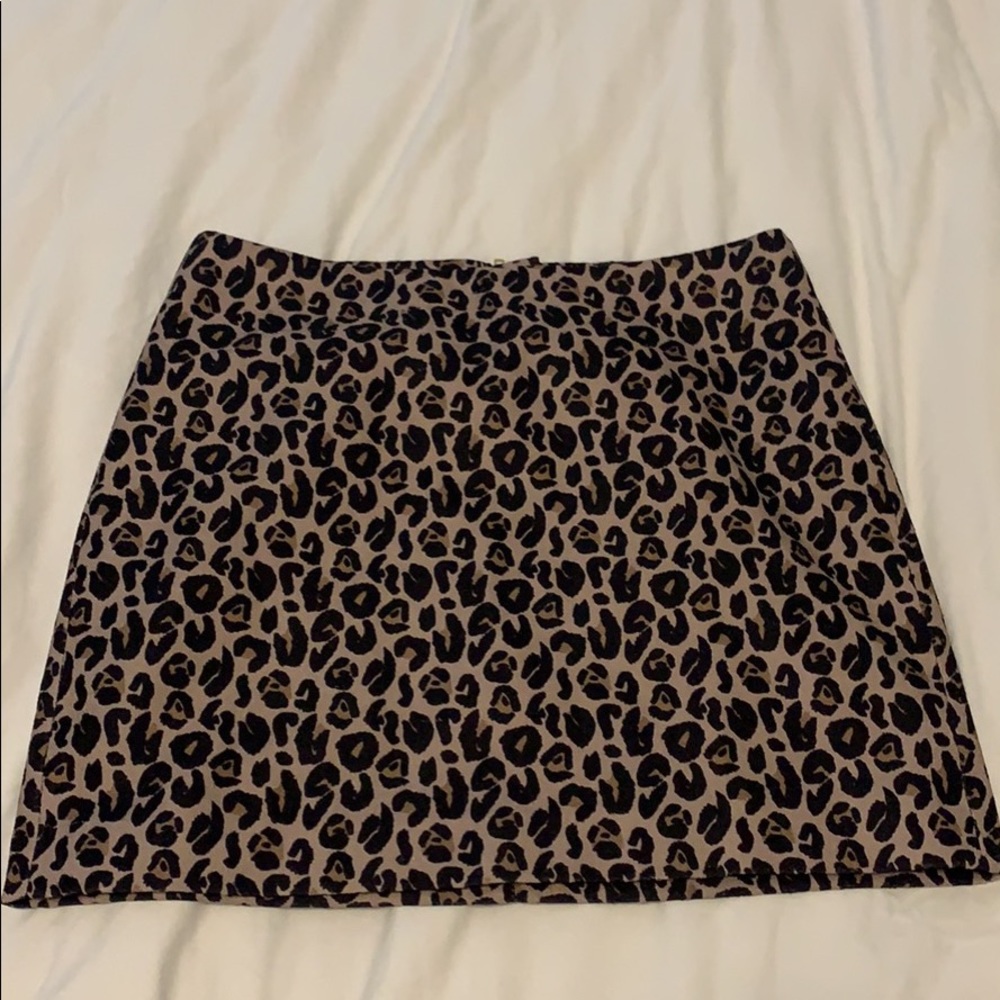 Adorable cheetah print skirt